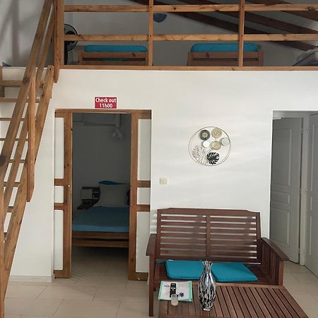 Bungalows Malueva 1 Chambre Et 1 Mezzanine A 5Min De La Plage De La Caravelle Sainte-Anne  Exteriér fotografie